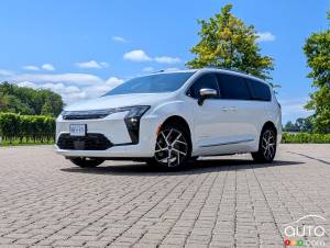 Chrysler Pacifica 2027, premier essai : de légers changements en attendant de plus grands à venir