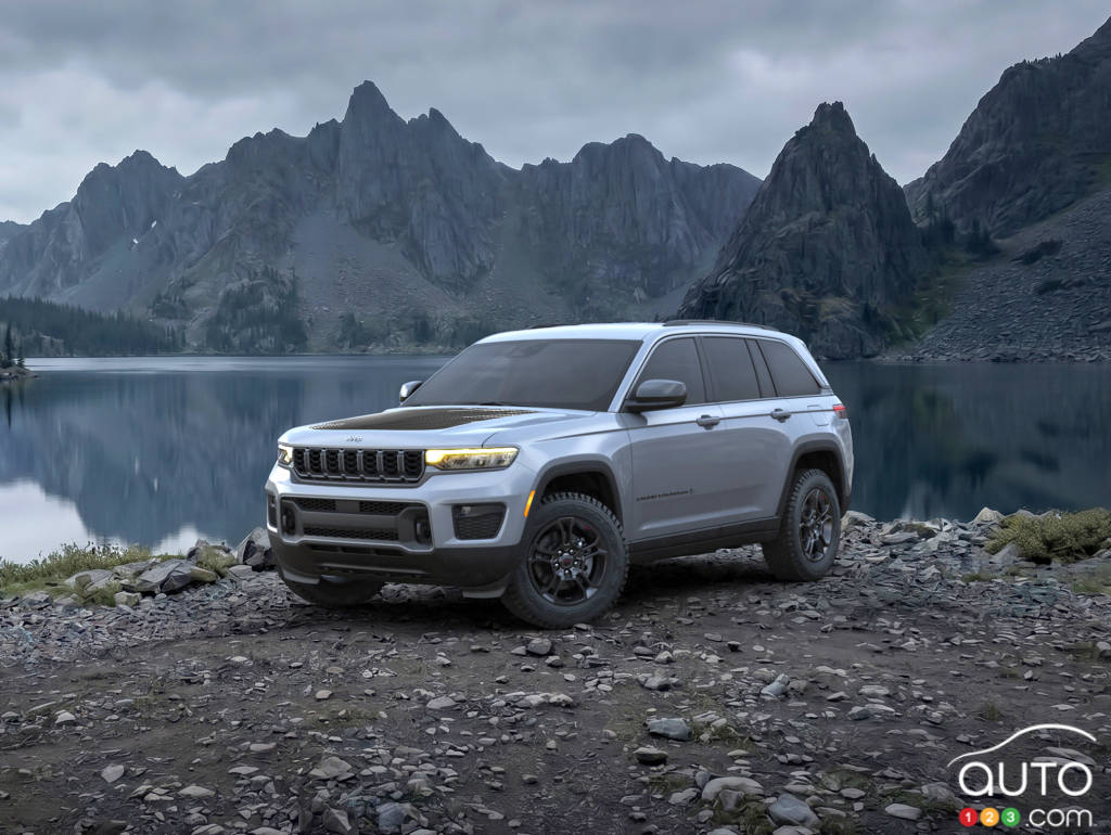 2027 Jeep Grand Cherokee Laredo Upland