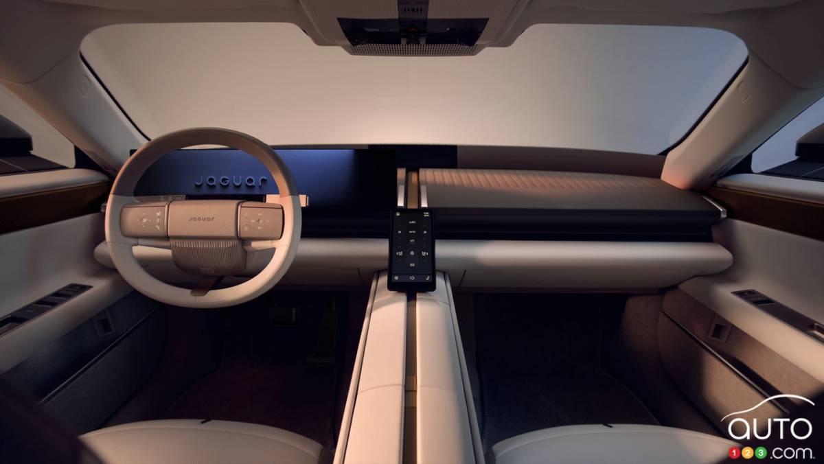 Jaguar Shows Minimalist, Segmented Cabin for Type 01