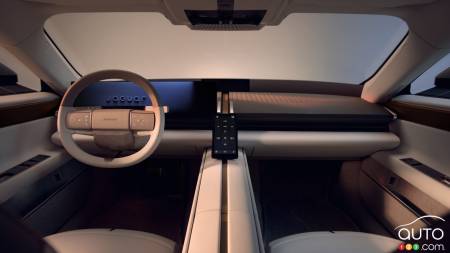 Jaguar Shows Minimalist, Segmented Cabin for Type 01