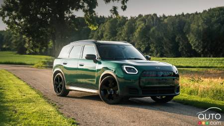 Mini glisse sa Countryman SE Élémentaire 2027 sous le plafond de la subvention pour VÉ au Canada