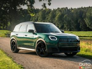 Mini Squeezes 2027 Countryman SE Elementary Under Canada's Incentive Cap