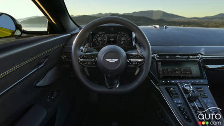 Aston Martin Vantage 2025, intérieur