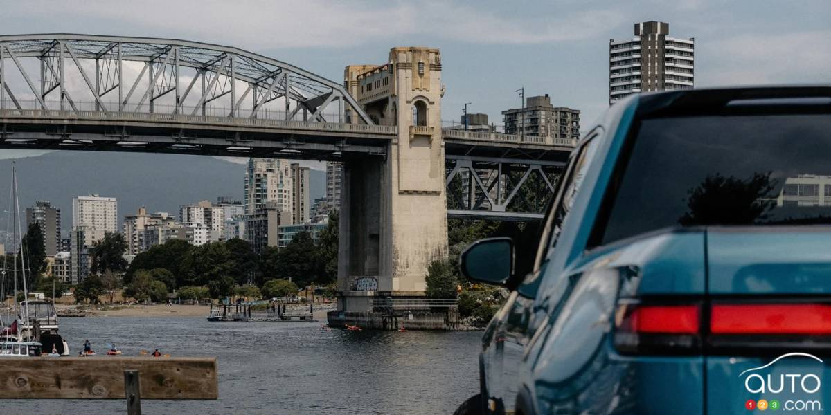 Une camionnette Rivian à Vancouver