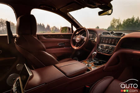 Bentley Bentayga EWB 2023, intérieur