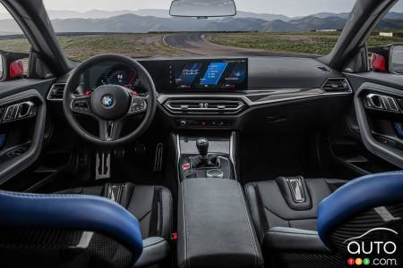 L'intérieur de la BMW M2 2023