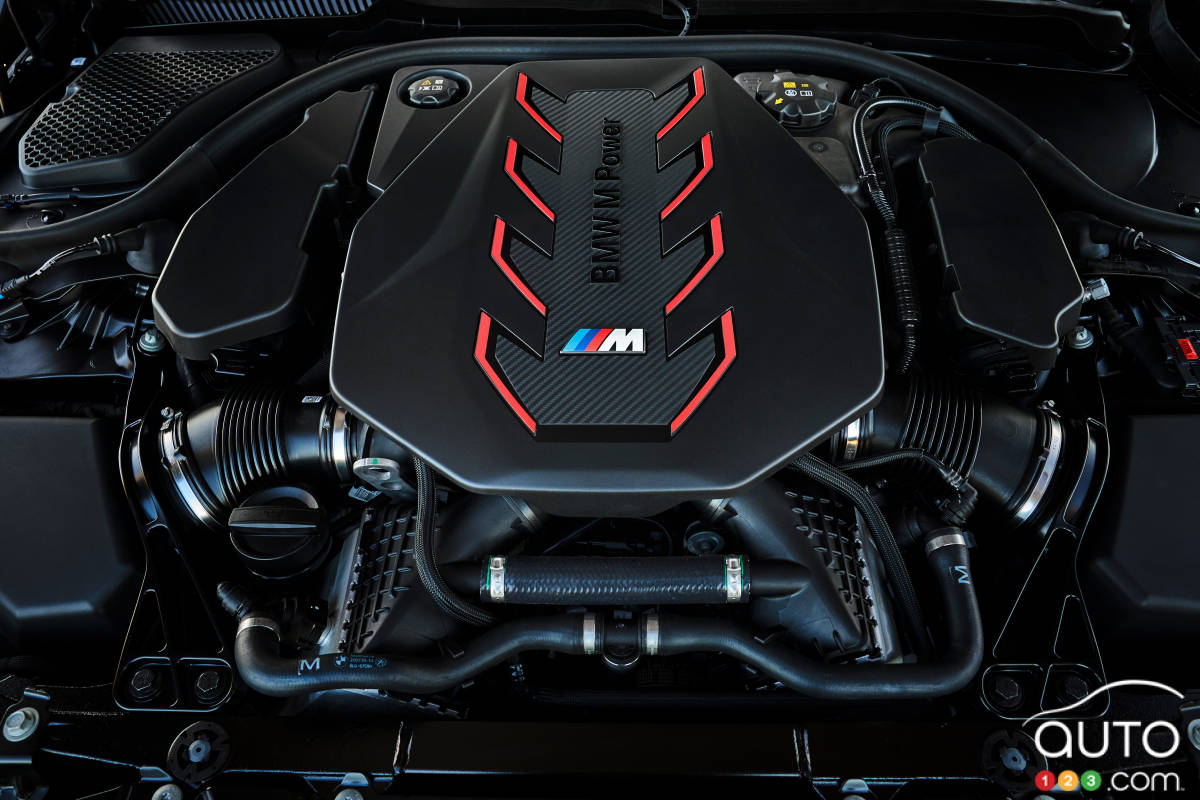 BMW M5 Touring 2025, moteur