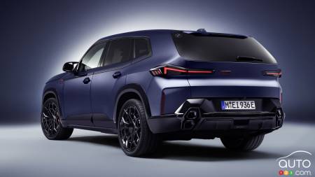 2026 BMW XM, three-quarters rear