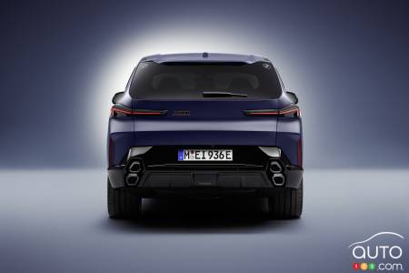 2026 BMW XM, rear