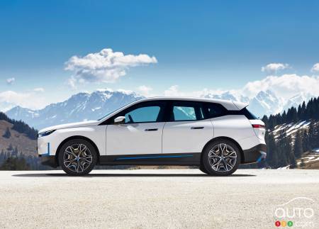 BMW iX