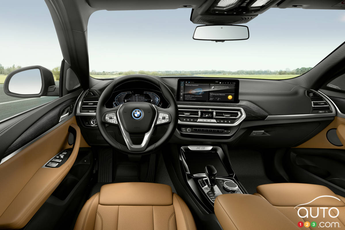 BMW X3 xDrive30e, intérieur
