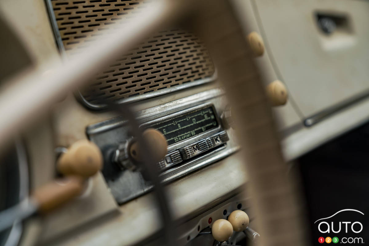 La BMW 507 1957, radio