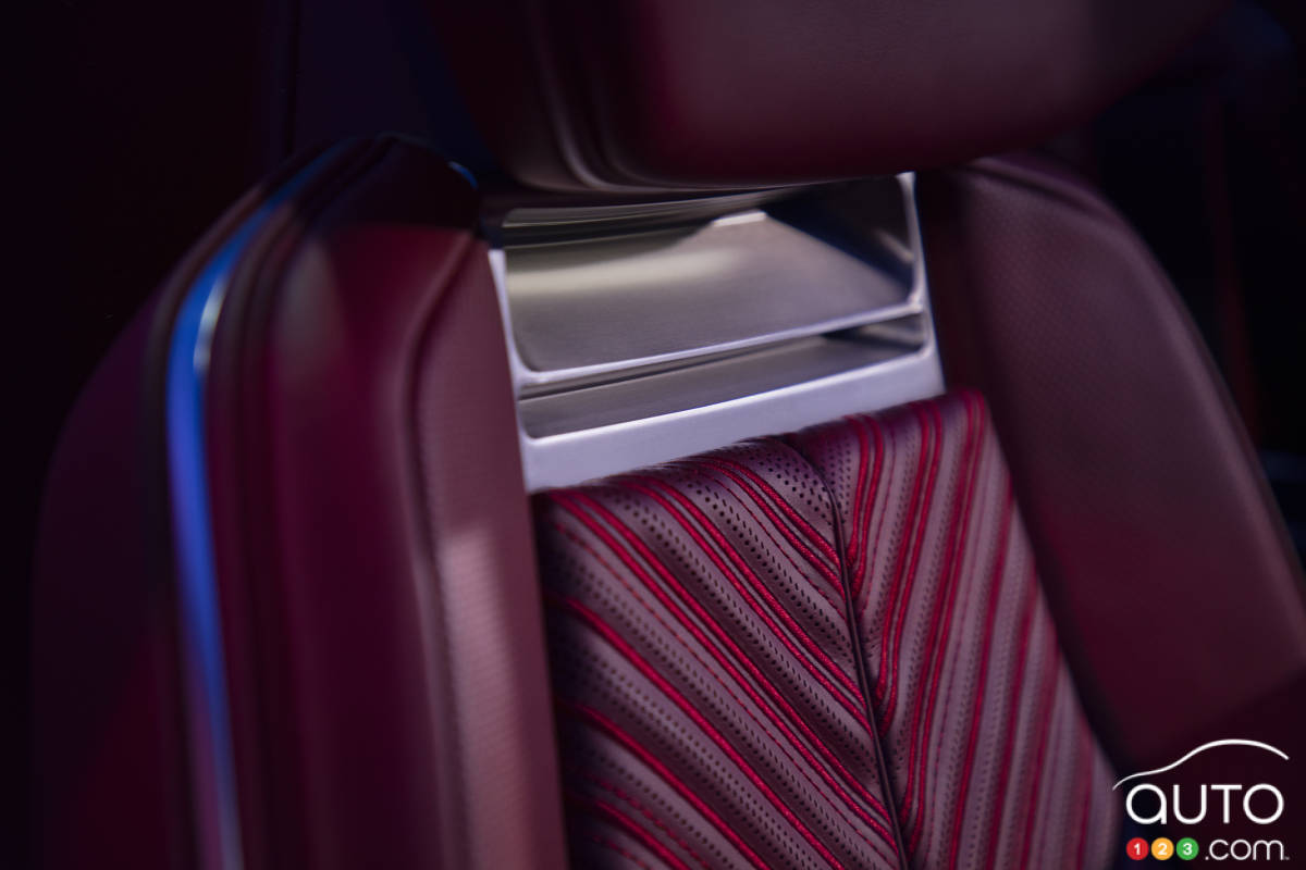 Cadillac Celestiq (model), interior details, fig.  2