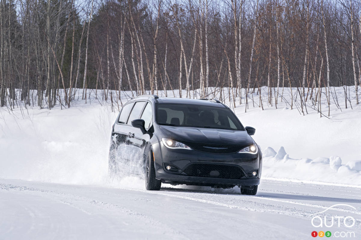 Chrysler Pacifica 2020 AWD Launch Edition