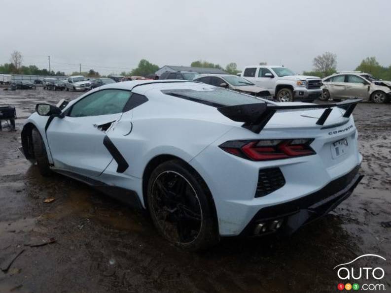 Chevrolet Corvette C8 2020 accidentée, côté opposé