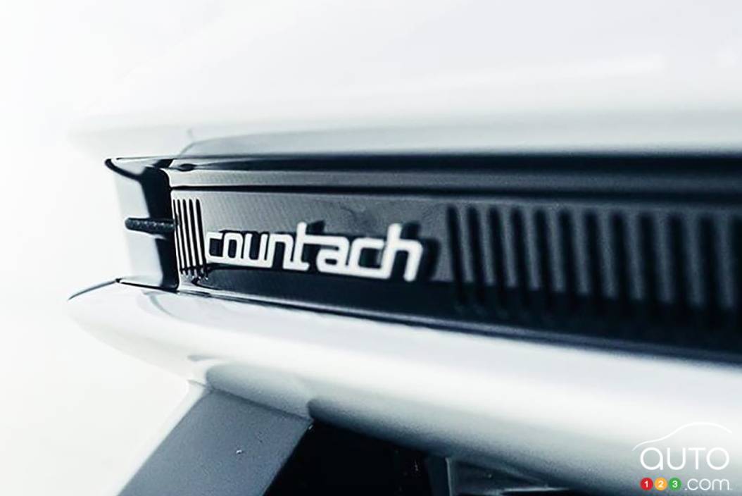 La nouvelle Lamborghini Countach, écusson