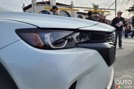 2023 Mazda CX-50, hat, front lamp