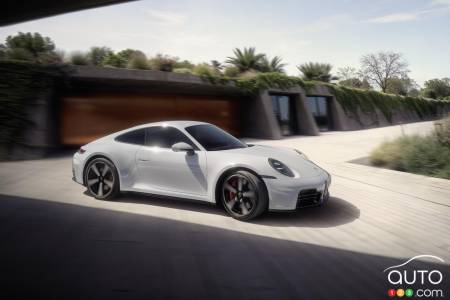 2025 بورش 911 كاريرا إس، في الملف الشخصي