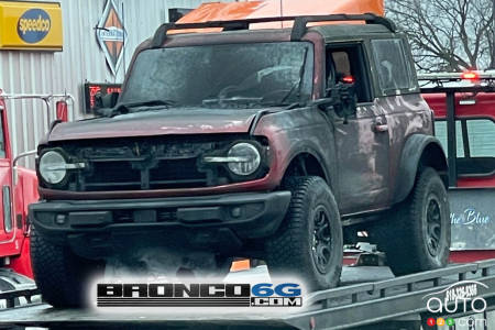 Un des prototypes Ford Bronco endommagés