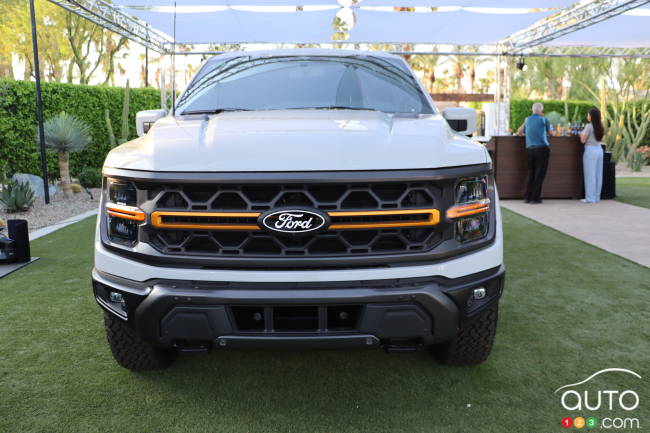 2024 Ford F-150 Tremor, front