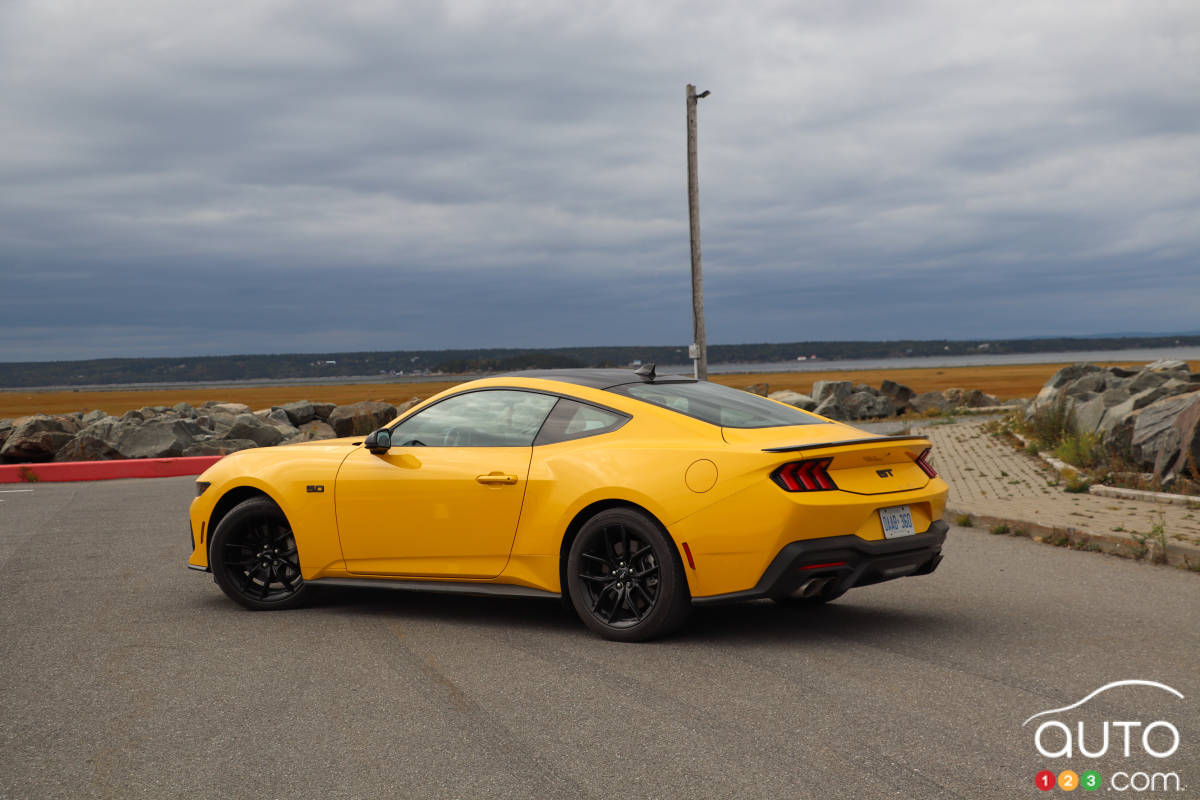 Ford Mustang GT 2024, trois quarts arrière