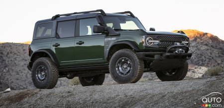 Ford Bronco 2023 green