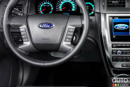 2010 Ford Fusion, steering wheel