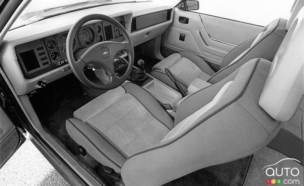 Ford Mustang GT, intérieur