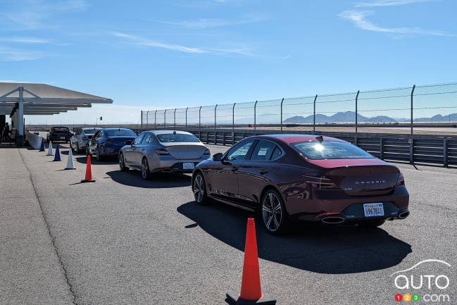 2024 Genesis G70 red