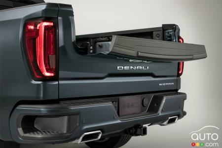 GMC Sierra Denali 2020, hayon multifonction