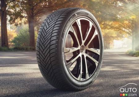 The Hankook Kinergy 4S2 tire