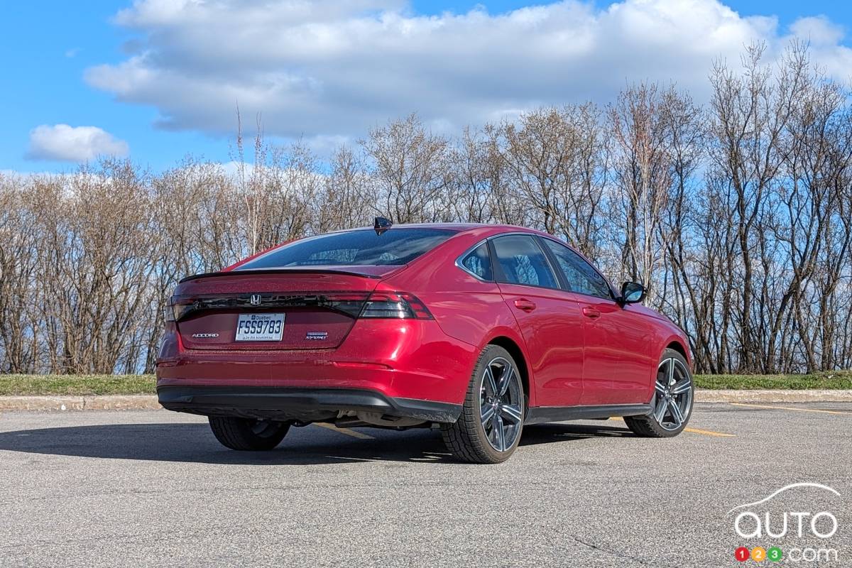 Design extérieur de la Honda Accord Hybride Sport 2024