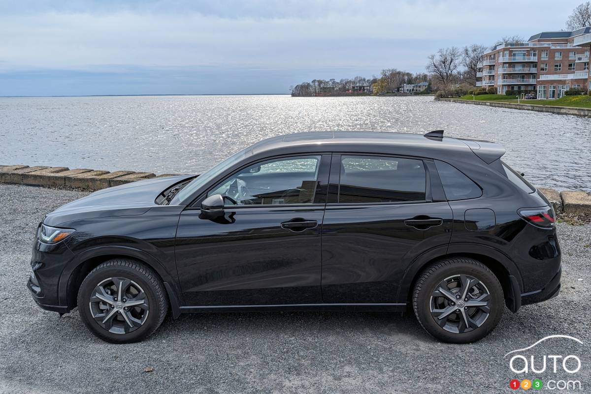 Honda HR-V EX-L 2024, de profil