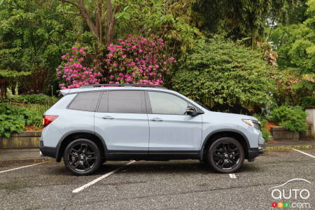 Honda Passport Black Edition 2024, de profil