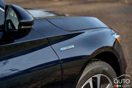 Honda Accord Touring hybrid