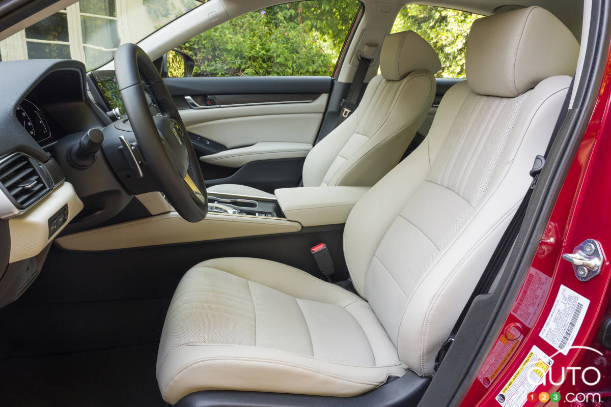 Honda Accord Hybrid, première rangée de sièges