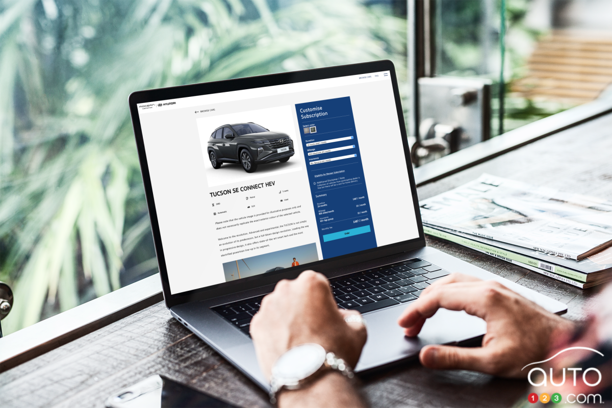 Un utilisateur du service de souscription Mocean de Hyundai