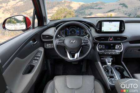 2020 Hyundai Santa Fe, interior