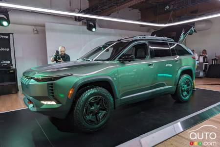 The Jeep Wagoneer S Trailhawk concept