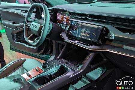 The Jeep Wagoneer S Trailhawk concept, interior