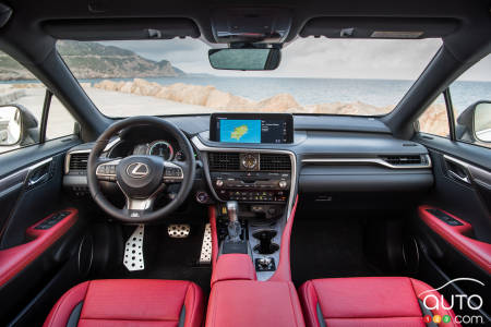 2020 Lexus RX 450h, interior