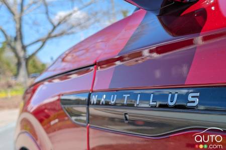 The 2024 Lincoln Nautilus, badging