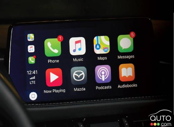 Comment installer CarPlay dans sa voiture pour pas trop cher ?