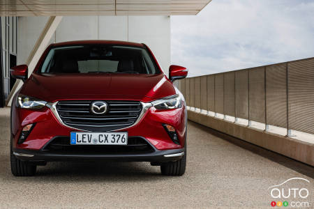 2020 Mazda CX-3, front