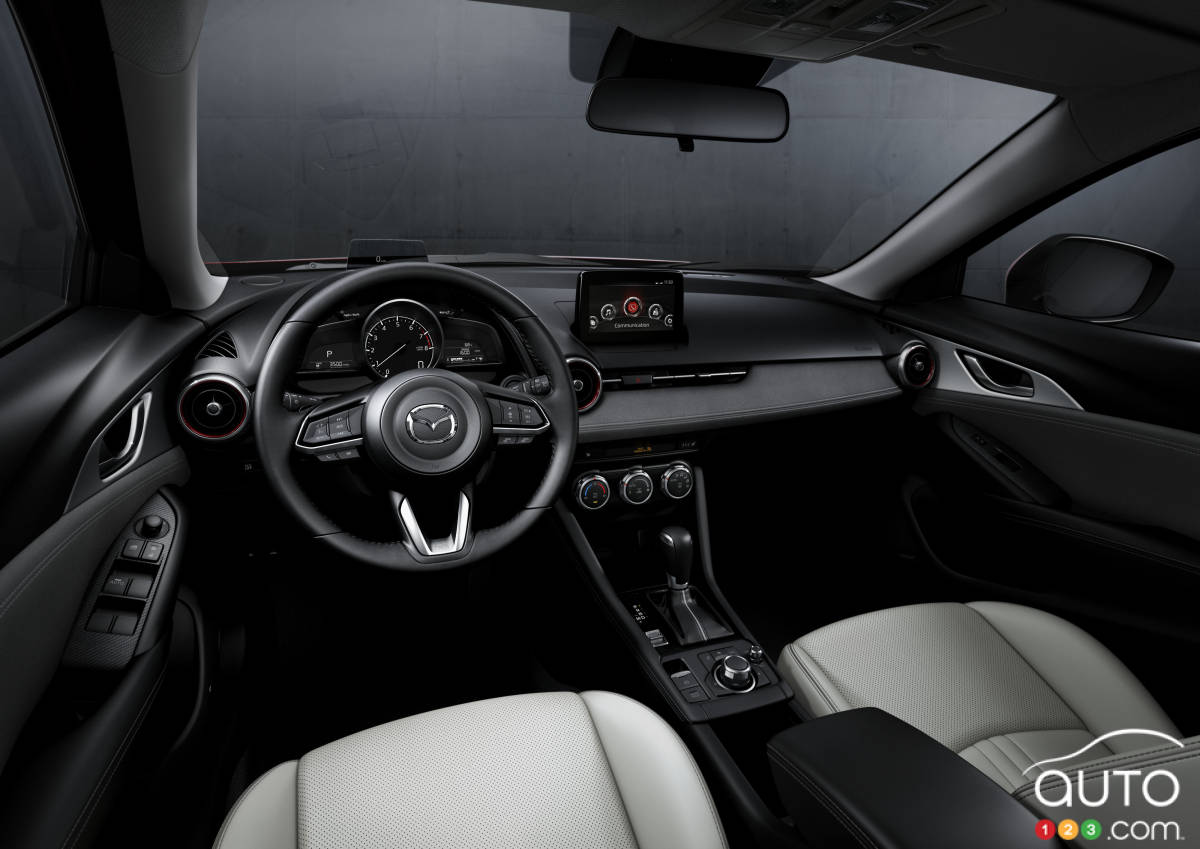 Mazda CX-3 2020, intérieur