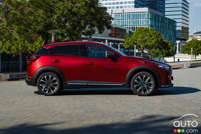 2020 Mazda CX-3, profile