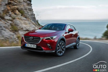 2020 Mazda CX-3, three-quarters front