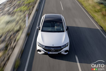 Mercedes-AMG EQE 53, from above