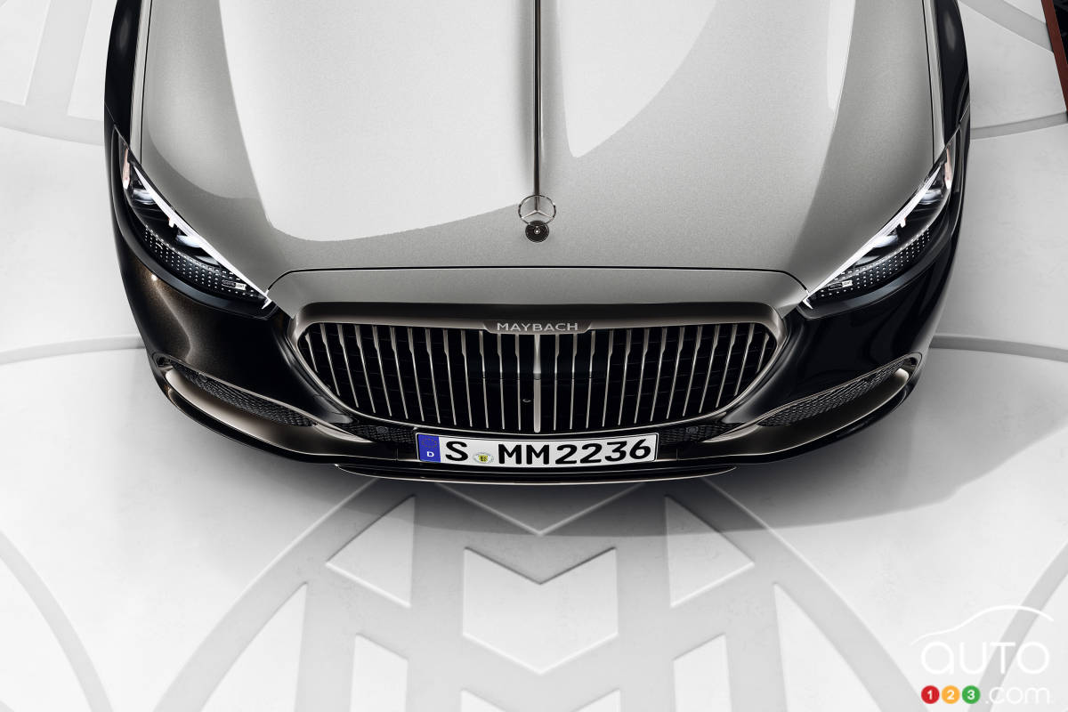 Mercedes-Maybach S 680 2024, capot