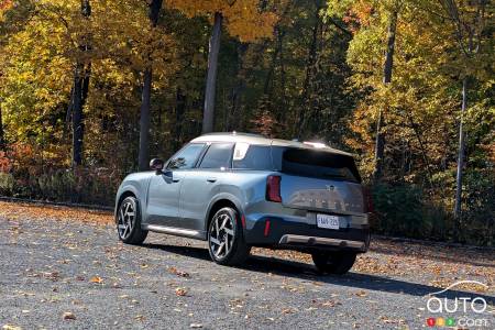 2025 Mini Countryman S ALL4, three-quarters rear